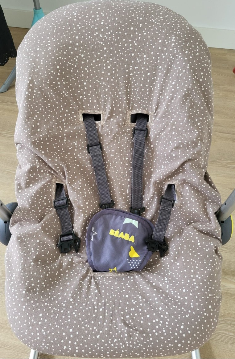 Beaba waterafstotende hoes beigetaupe